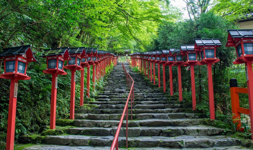 Kyoto Power Spot Hike: Kifune and Kurama
